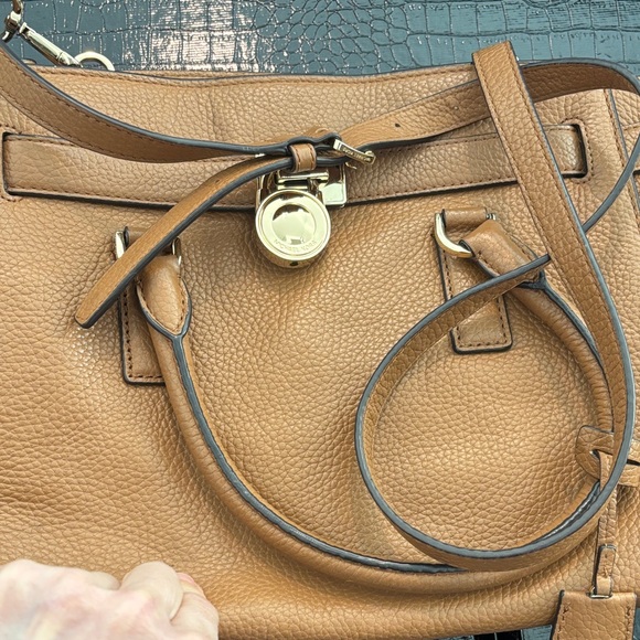 Michael Kors Tan Satchel with Gold Hardware - Picture 6 of 9